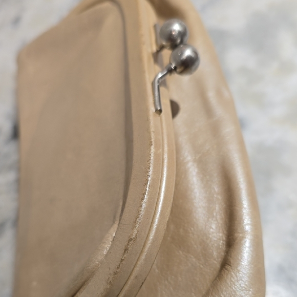 HOBO International Champagne Wristlet Clutch - Picture 16 of 17